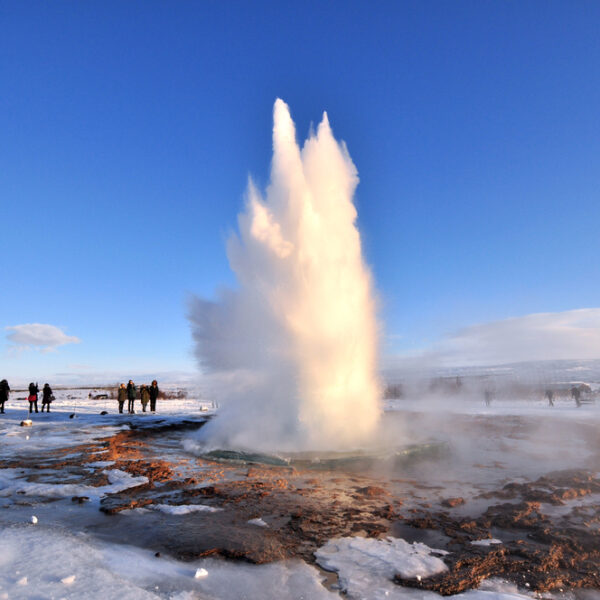 4-Day Iceland Adventure: Golden Circle, South Coast, Ice Cave & Volcano Exploration
