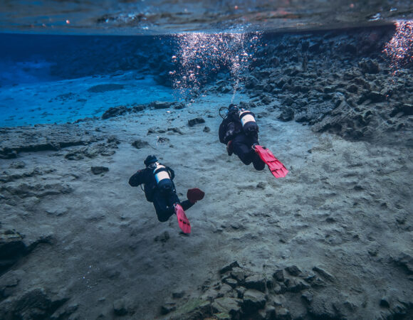 2-Day Silfra Diving Experience: Dry Suit Training
